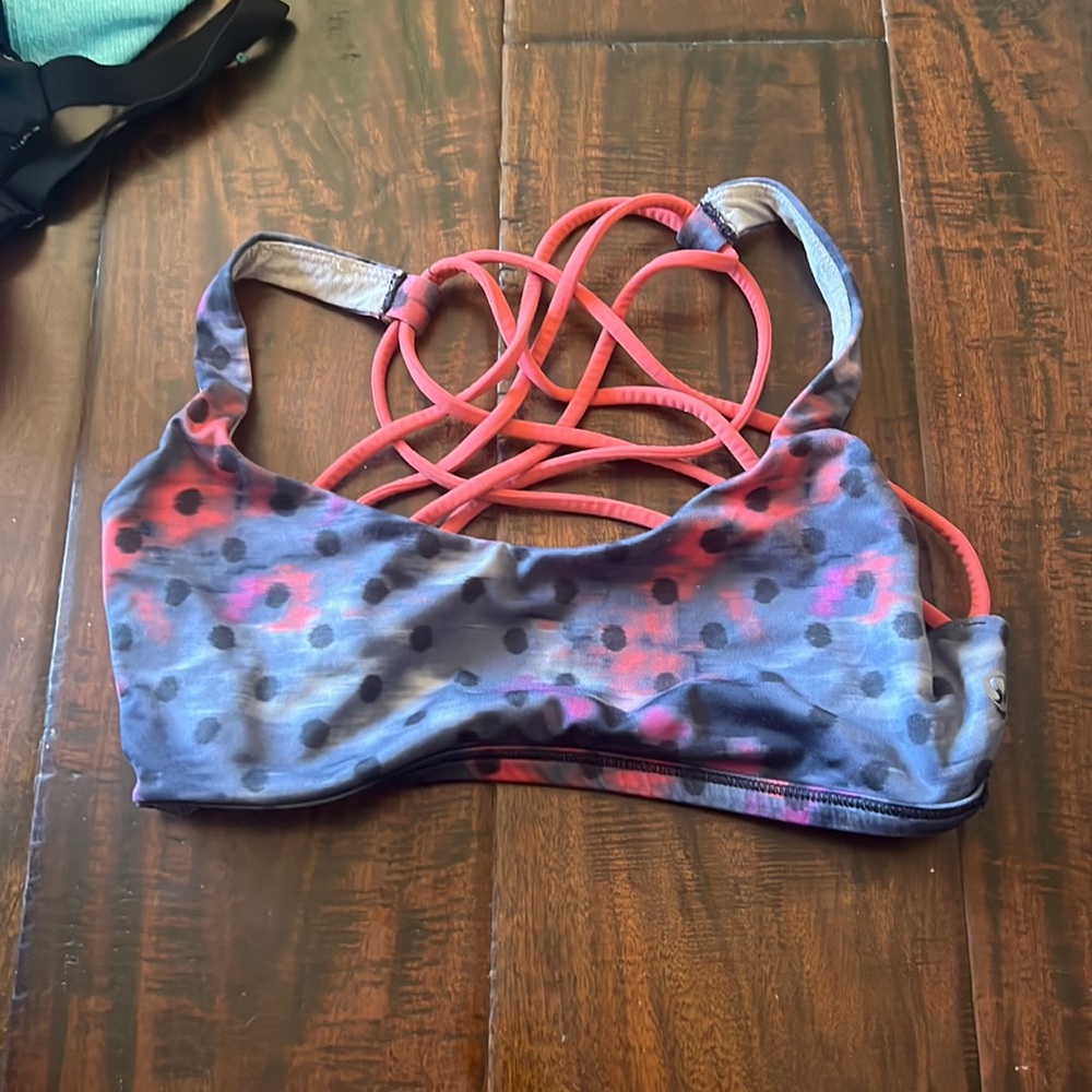 lulu sports bra